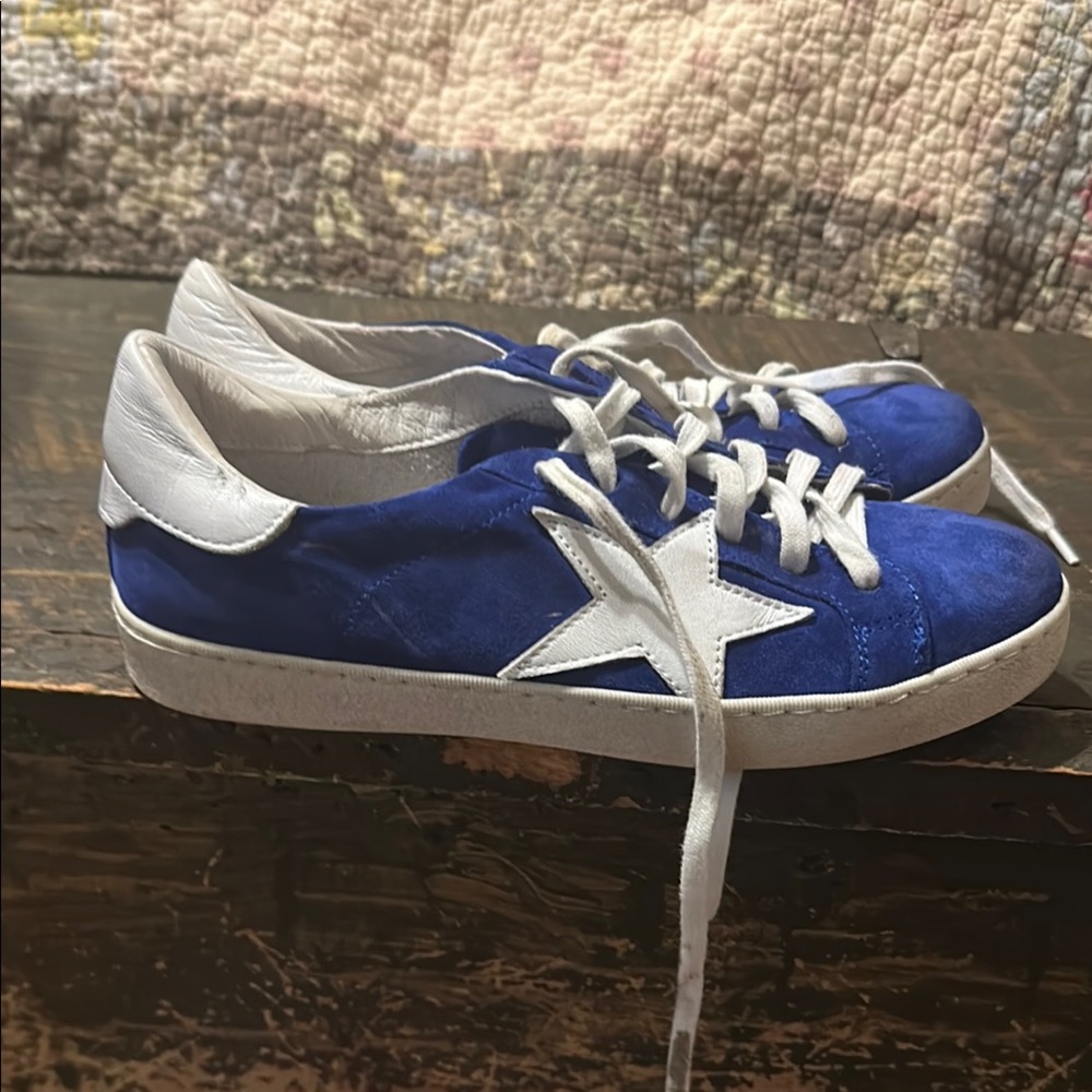 Blue and White Sneakers with Star Design